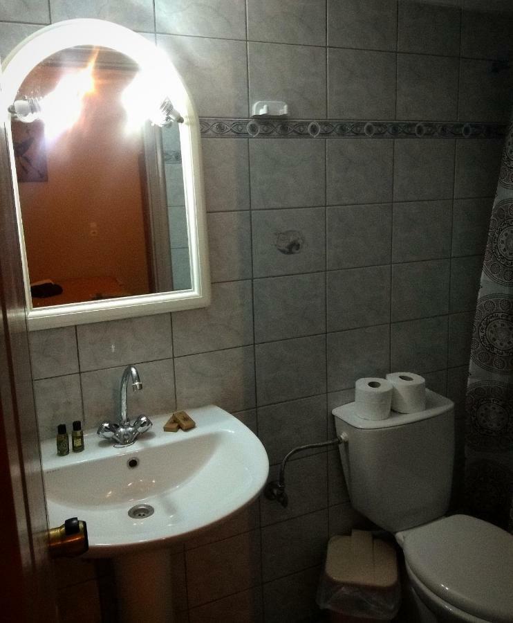 Tommy"S Rooms Lefkáda エクステリア 写真